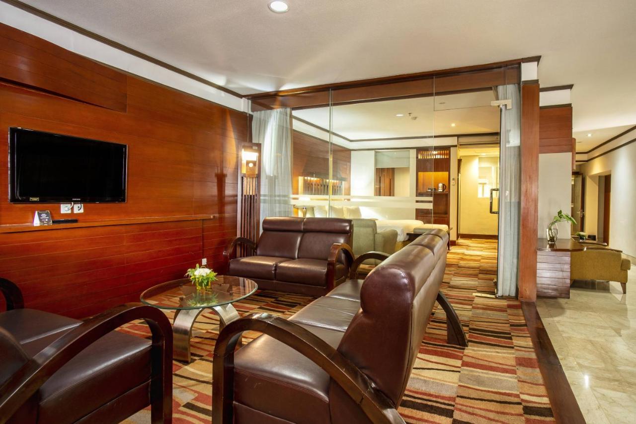 Hotel Savoy Homann Bandung Exterior photo