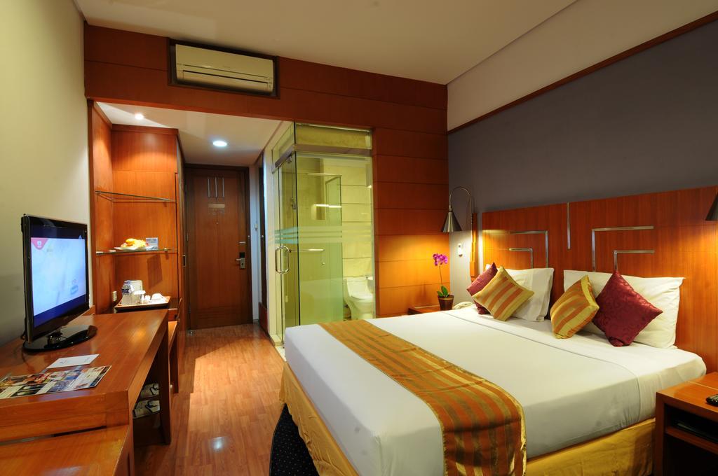 Hotel Savoy Homann Bandung Exterior photo